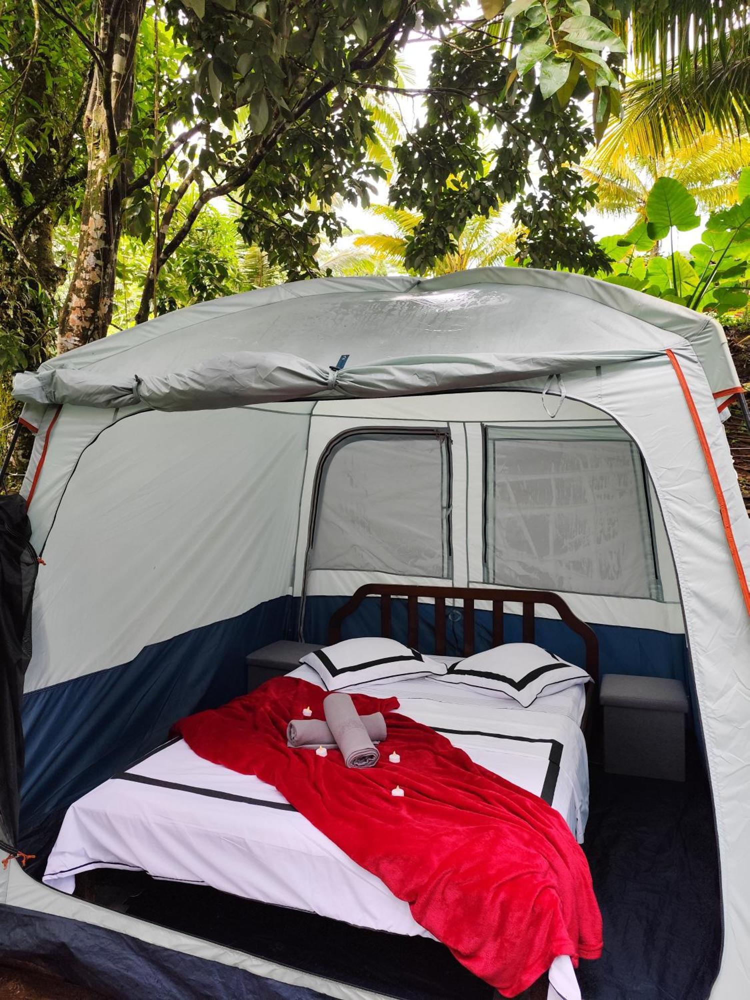 Camping A La Ferme Gros-Morne Extérieur photo